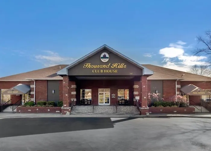 Branson Condo At Thousand Hills Walkin With Elevator Golf Front And Close To 76